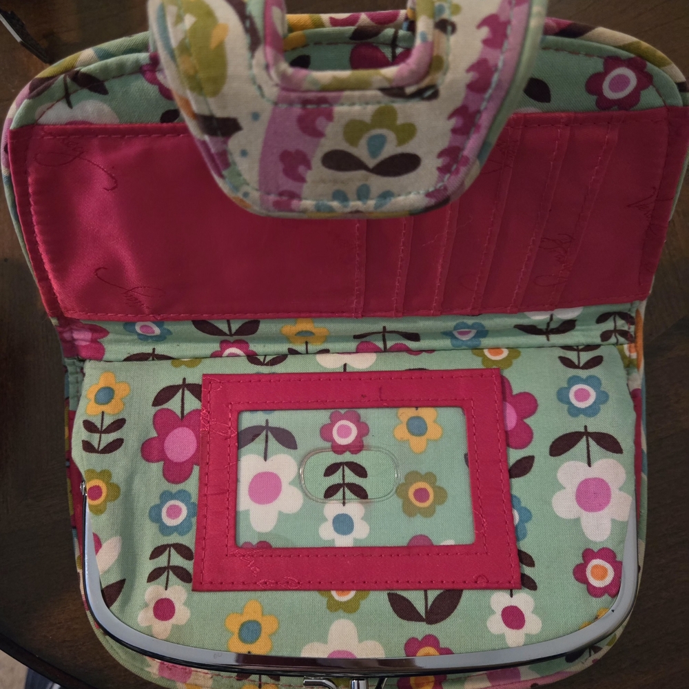 💐💐2 FOR 1 DEAL! BOTH Vera Bradley-one Paisley Pattern & one Navy Floral - Picture 8 of 8